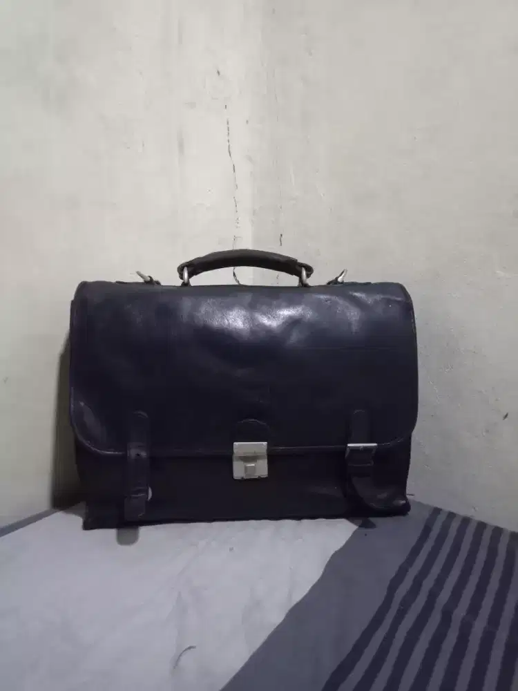 Tas Sling Kerja Briefcase Kulit Asli