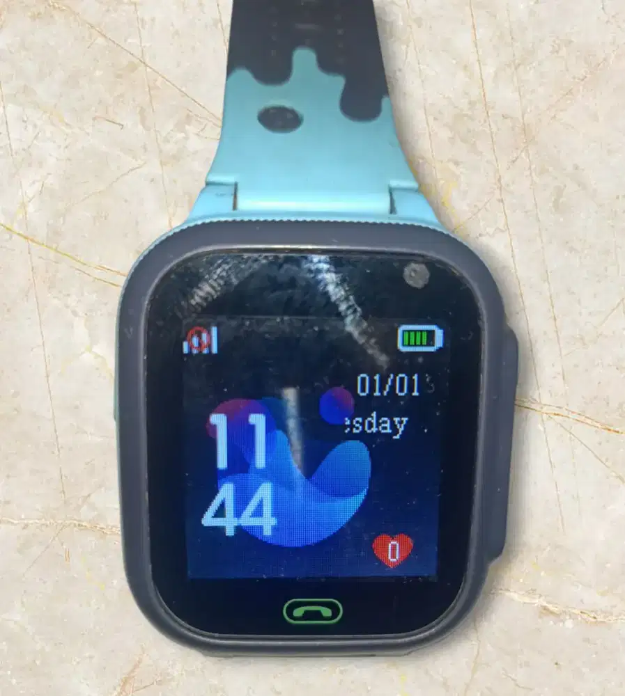 Jam tangan hp smartwatch model Z2