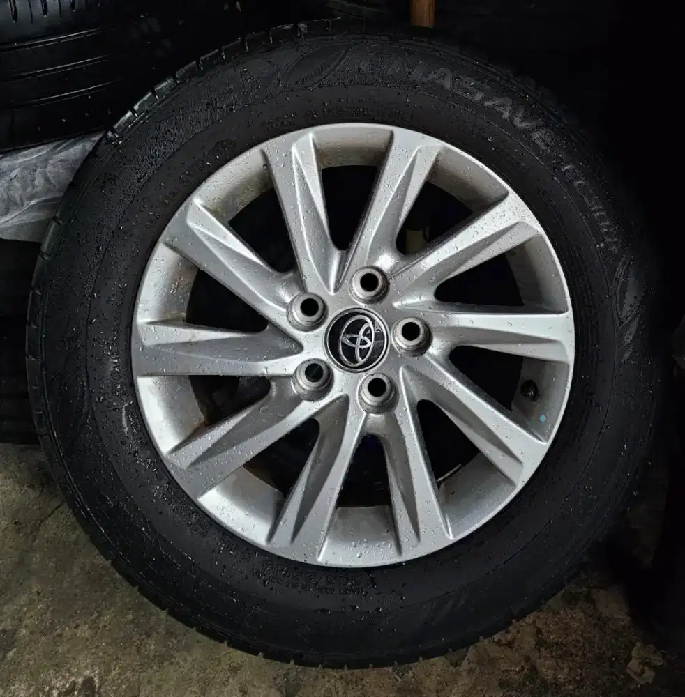 Velg OEM Innova Zenix R16 PCD5x114.3 Velg dan ban 4pcs