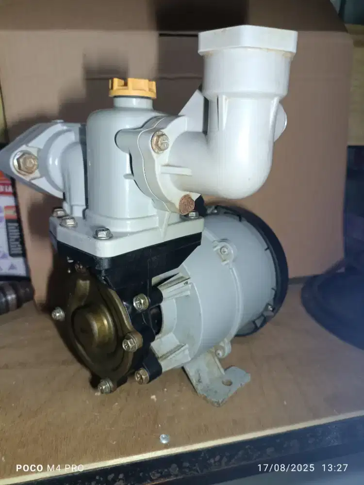 Pompa air Hitachi w-p200nh