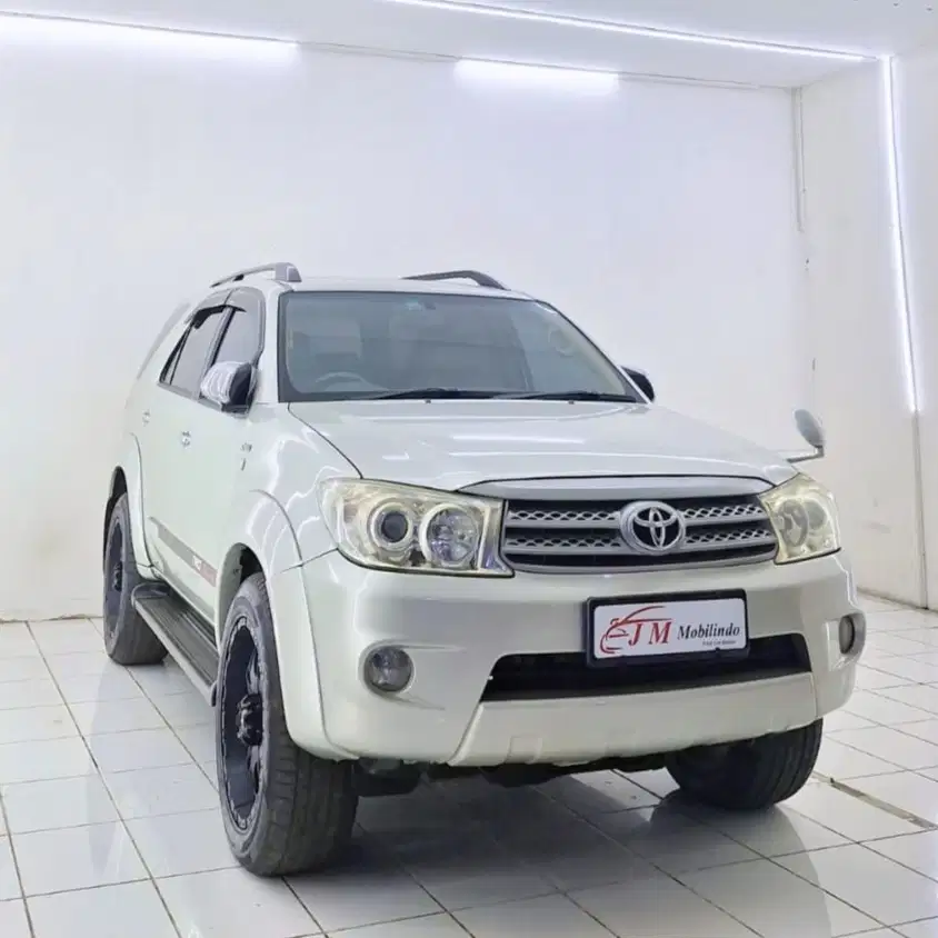 Toyota Fortuner 2011 Diesel