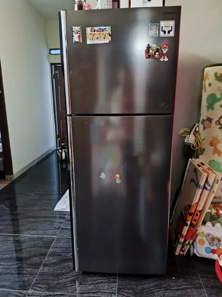 Kulkas Hitachi RVG48PGD8