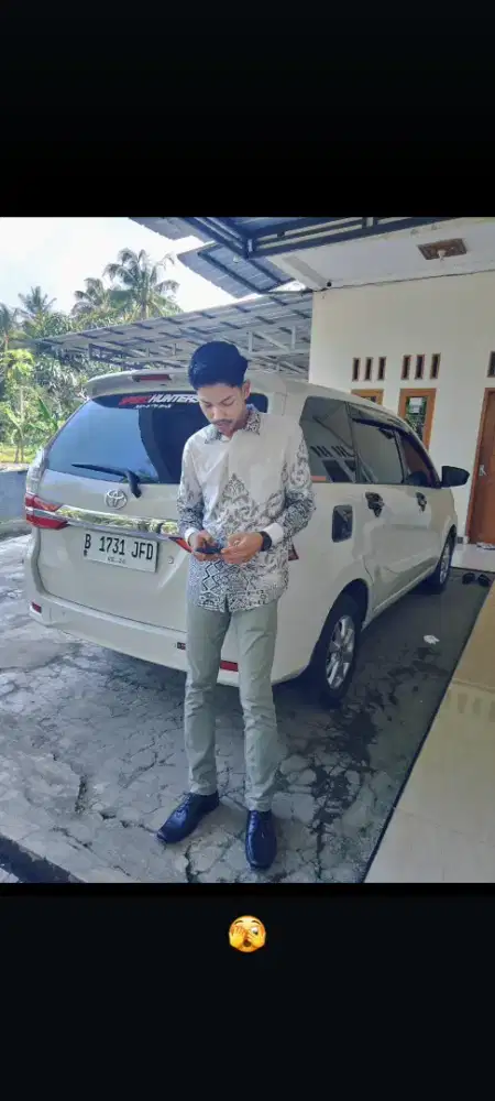 Mencari lowongan pekerjaan driver pribadi