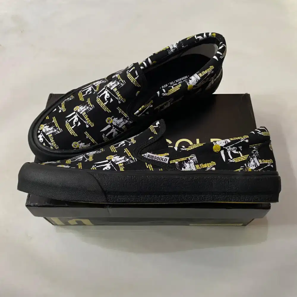 Sepatu Selop Slip On Ribsgold Canvri