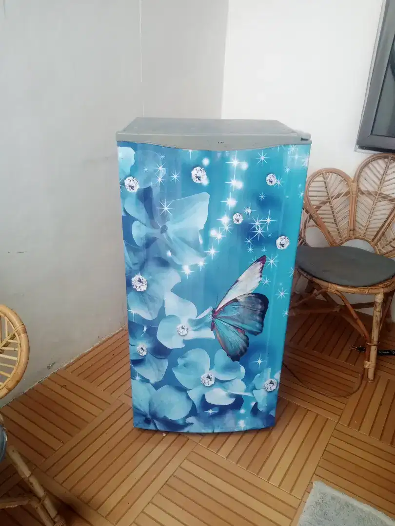 Kulkas sharp 1 pintu