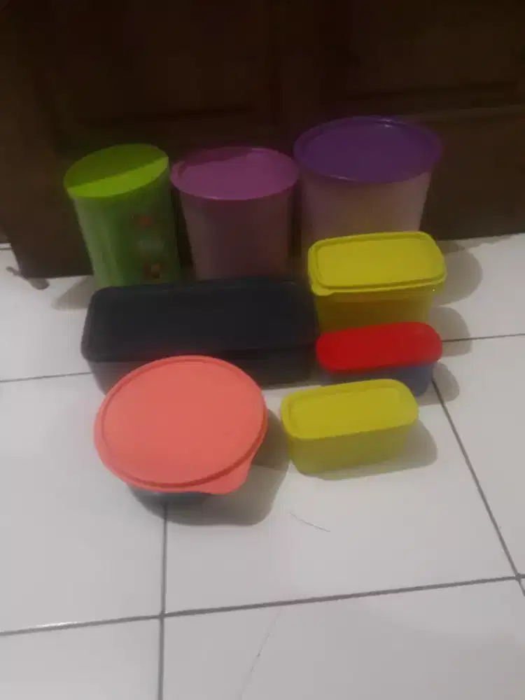 Dijual tempat makanan