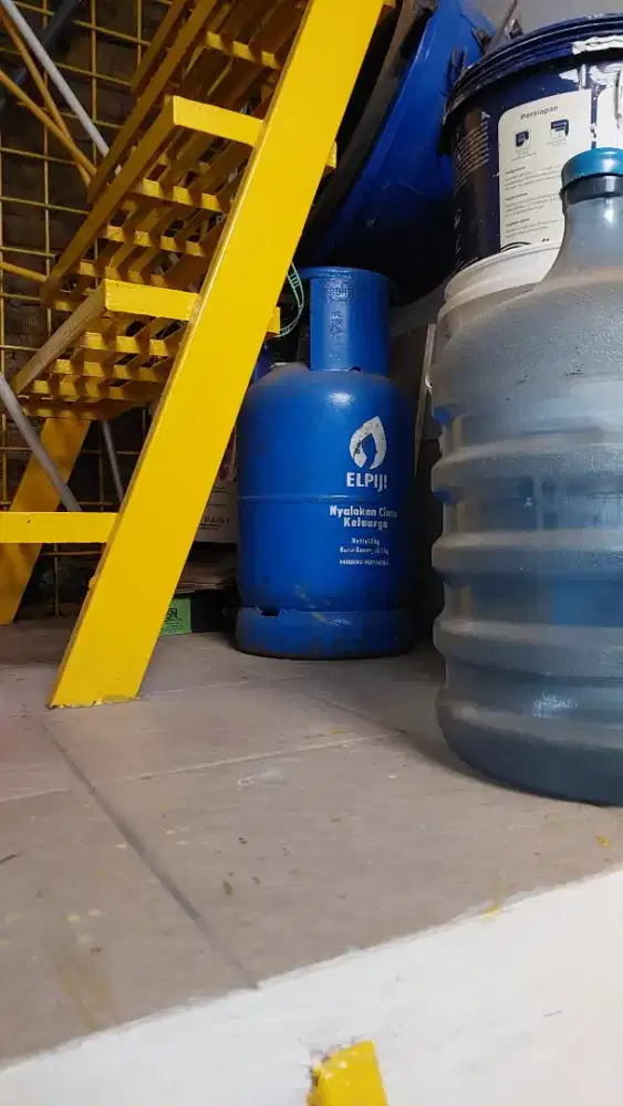 Tabung gas elpigi 12 kg,harga 2 tabung