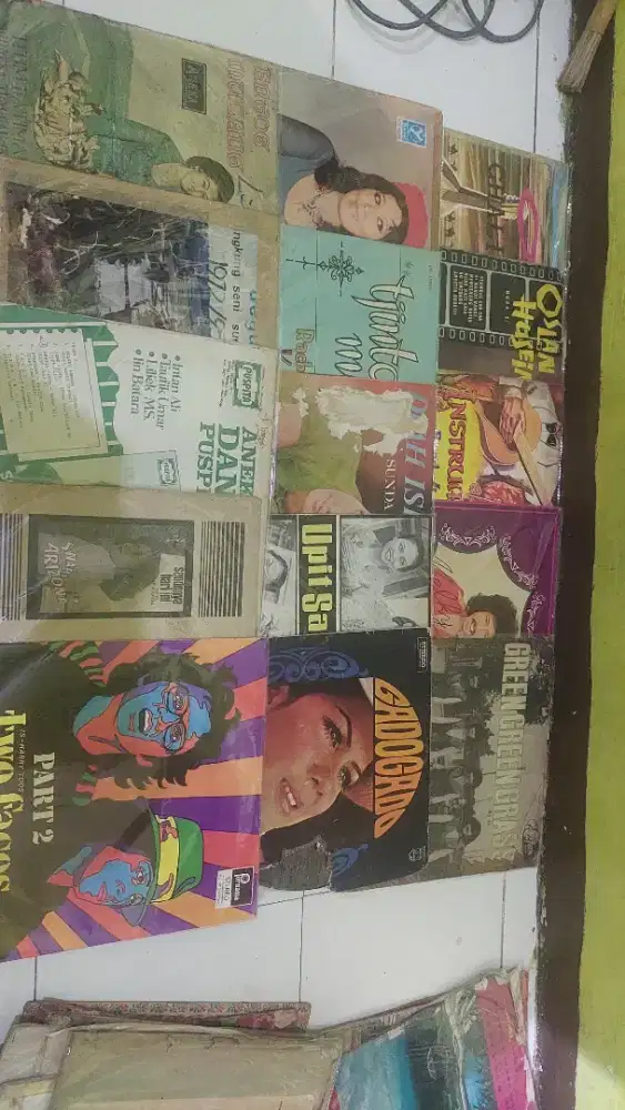 Jual borongan piringan hitam