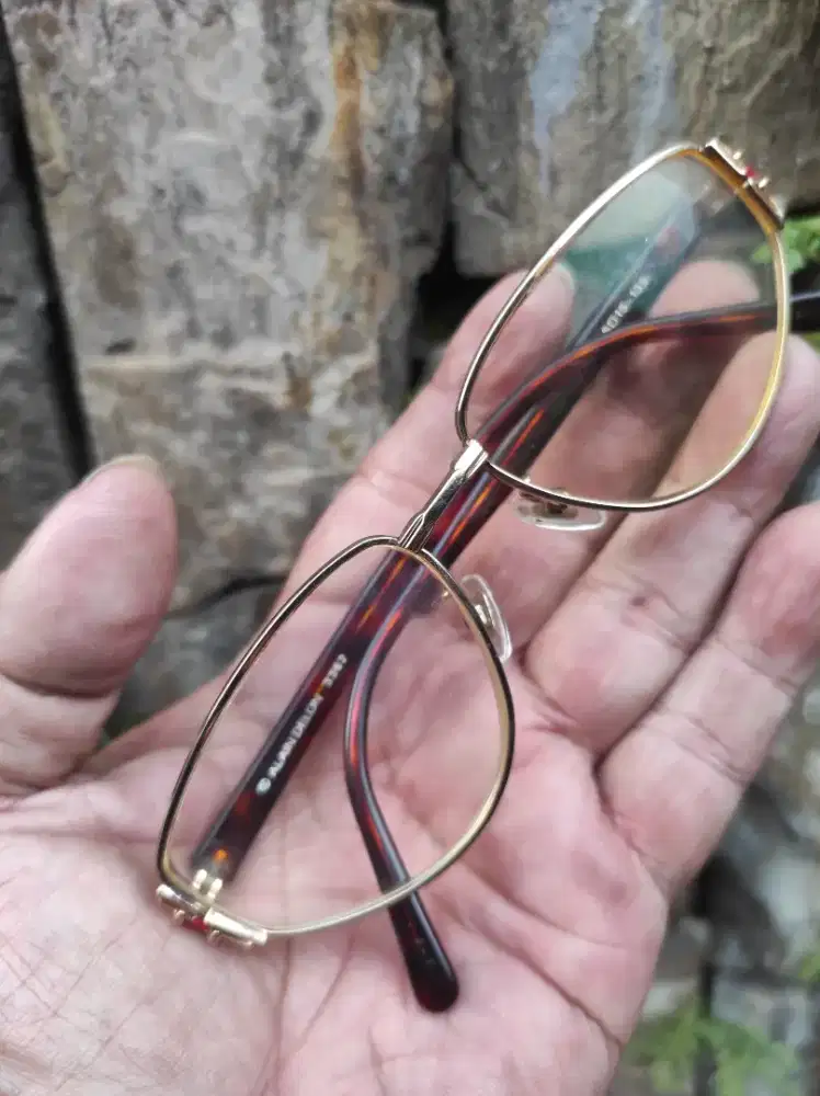 Antik kacamata baca merk Alain Delon Paris orisinil mulus lapis swasa