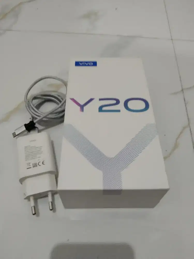 Hp Vivo y20 , tangan pertama masih normal