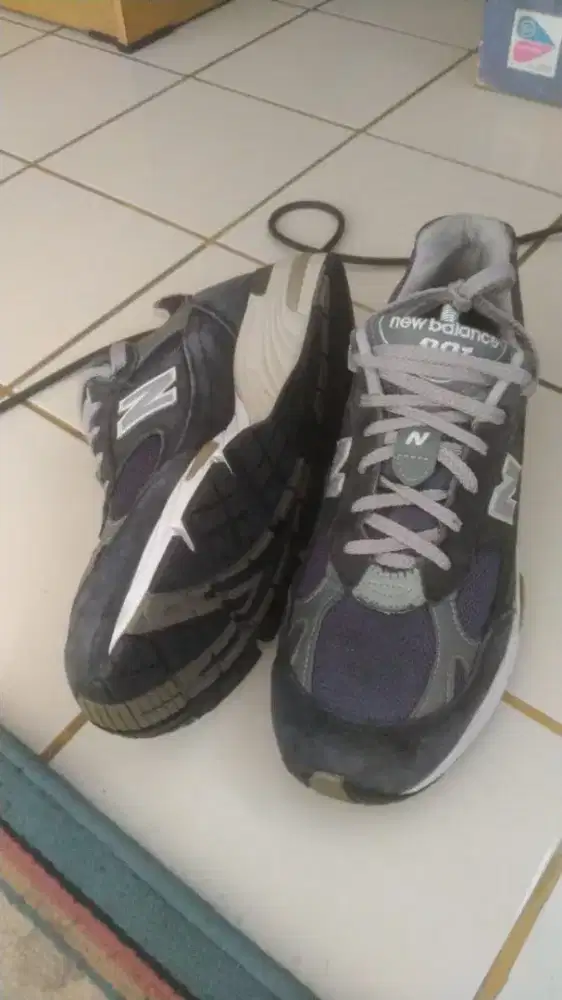 Sepatu NB 991 UK