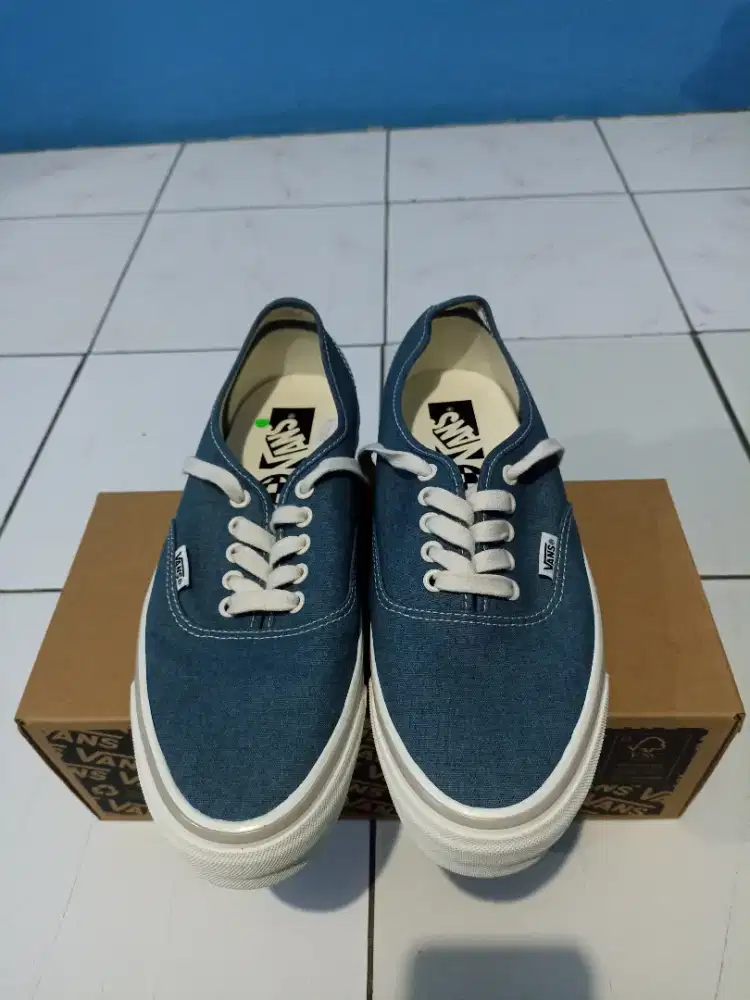 Sepatu Vans Authentic Blue