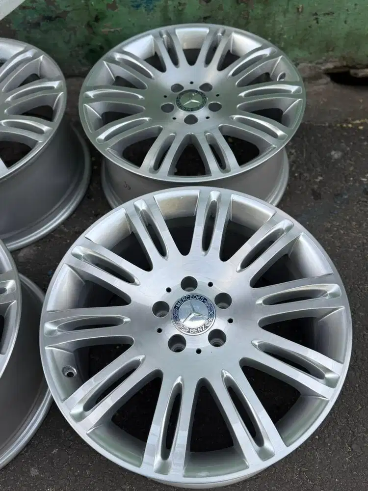 Velg Mercedes Benz Eclass R.18 ori