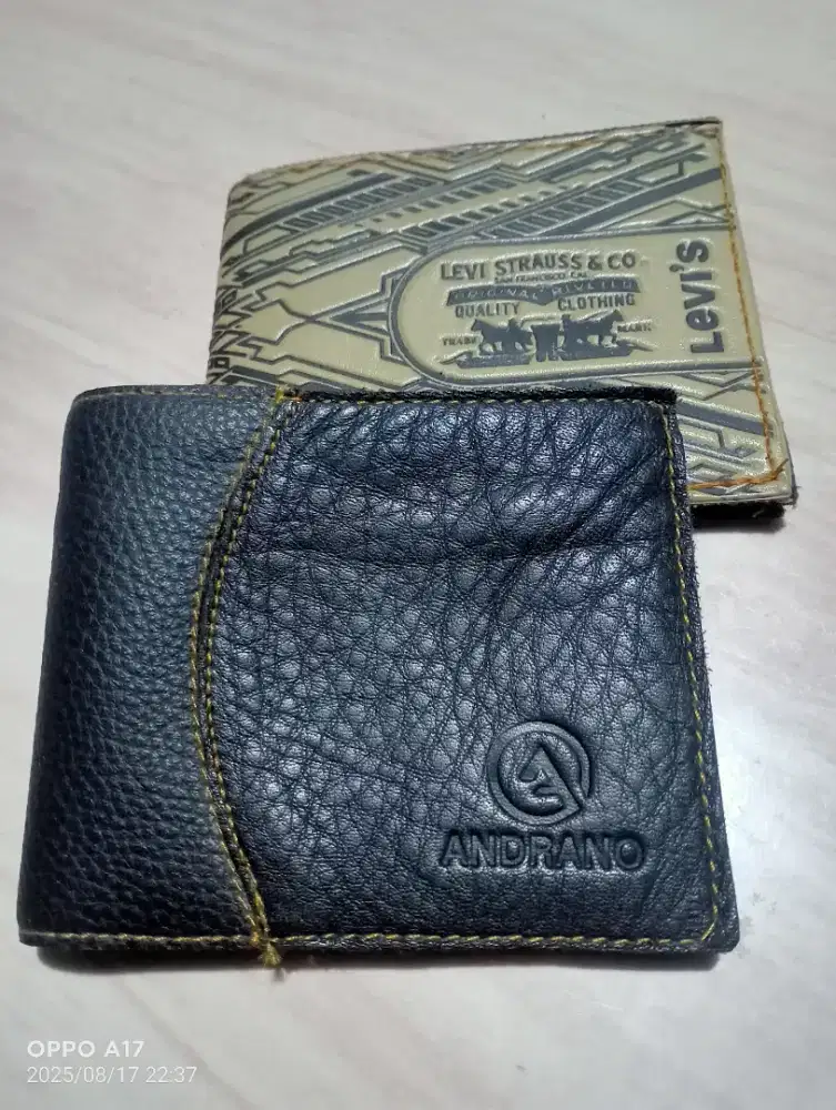 Dompet cowo, ambil semua lbih murah, blm lama dipakai, stengah baru,