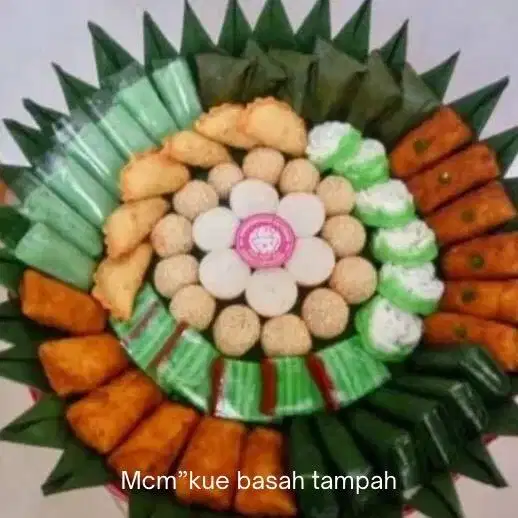 Aneka kue basah untuk berbagai acara