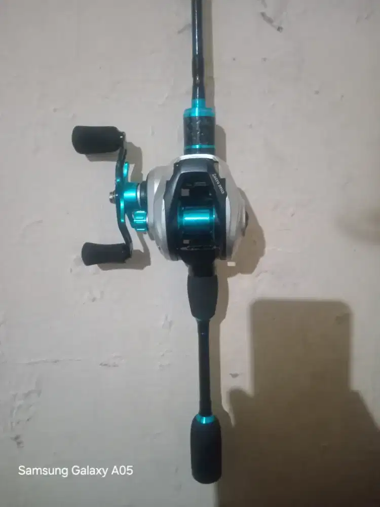 Set joran reel baitcasting zorro
