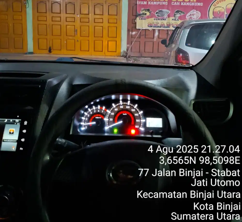 mencari kerja sebagai driver pribadi siap keluar kota