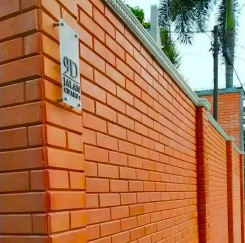 Bata tempel dinding halus