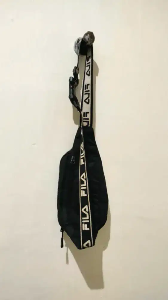 Tas selempang filla