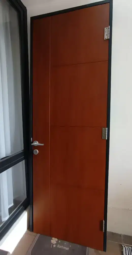 Dijual Pintu kayu kusen aluminium