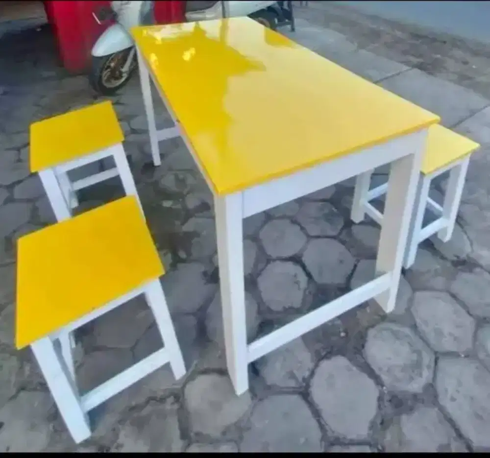 1Set meja makan+4Kursi jati belanda