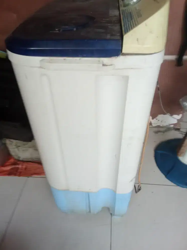 Mesin cuci sanyo
