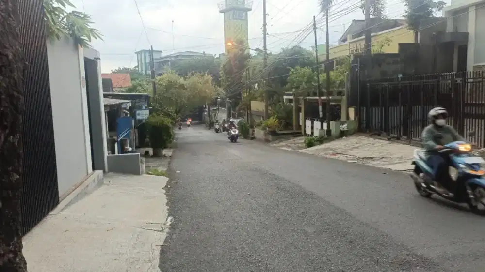 Murah di jual rumah siap huni wonodri dekat polda simpanglima