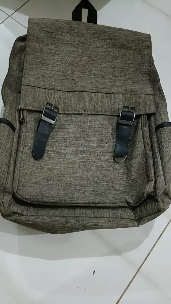 Tas ransel + laptop