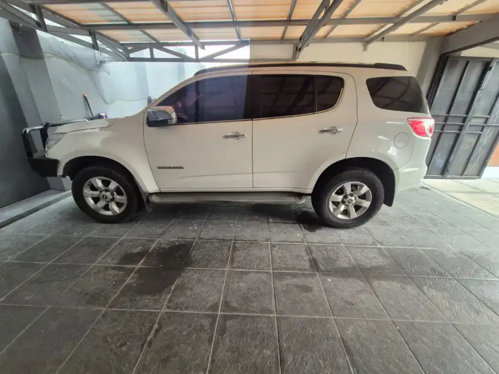 Chevrolet trailblazer solar AT