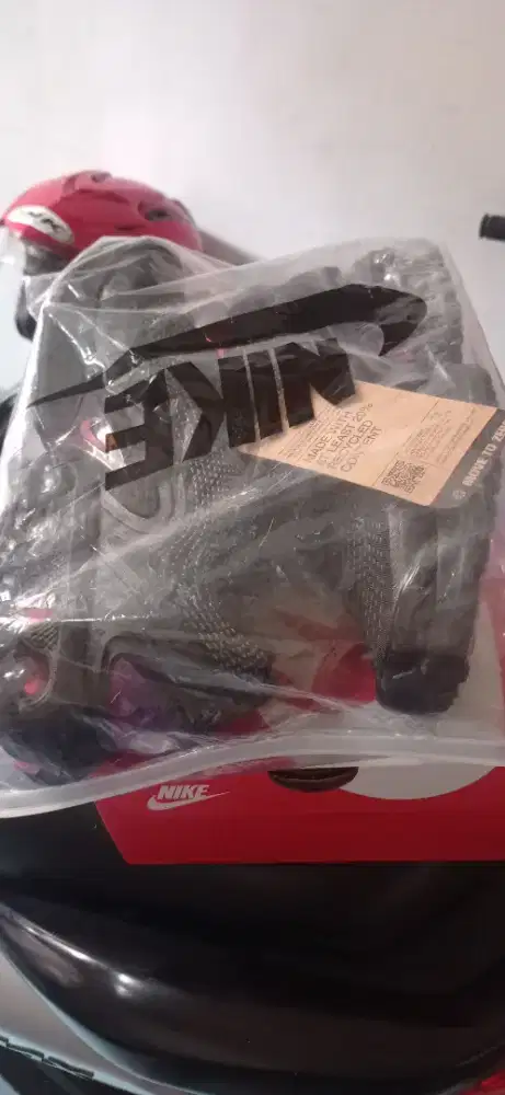 Sepatu Nike Ain Max DN size 43