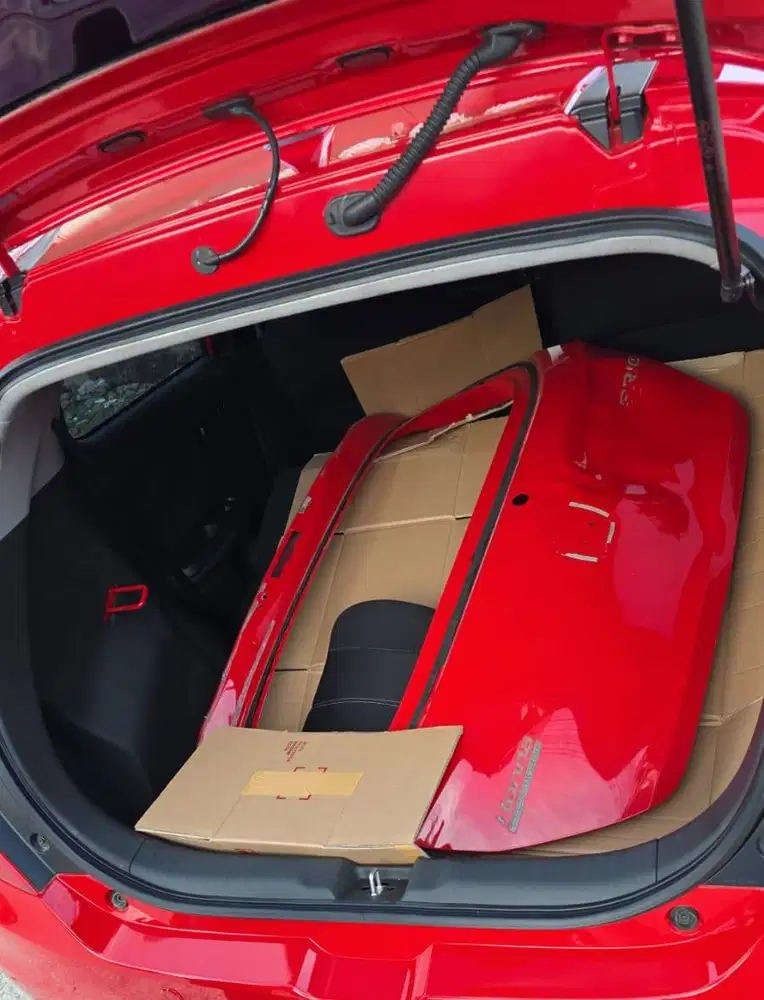 Dijual Pintu Bagasi Honda Brio 2025 – Warna Merah