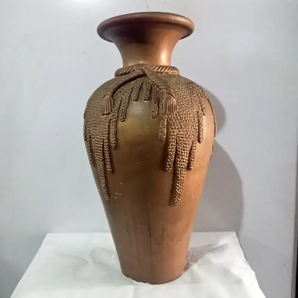 Vintage Guci Vas Gerabah Jumbo Warna Emas Hias Motif Tali Dekorasi