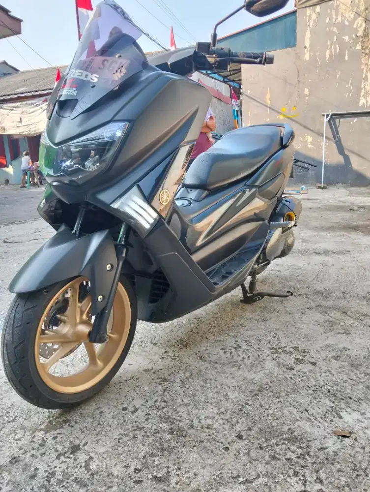 Jual nmax 2018 hitam