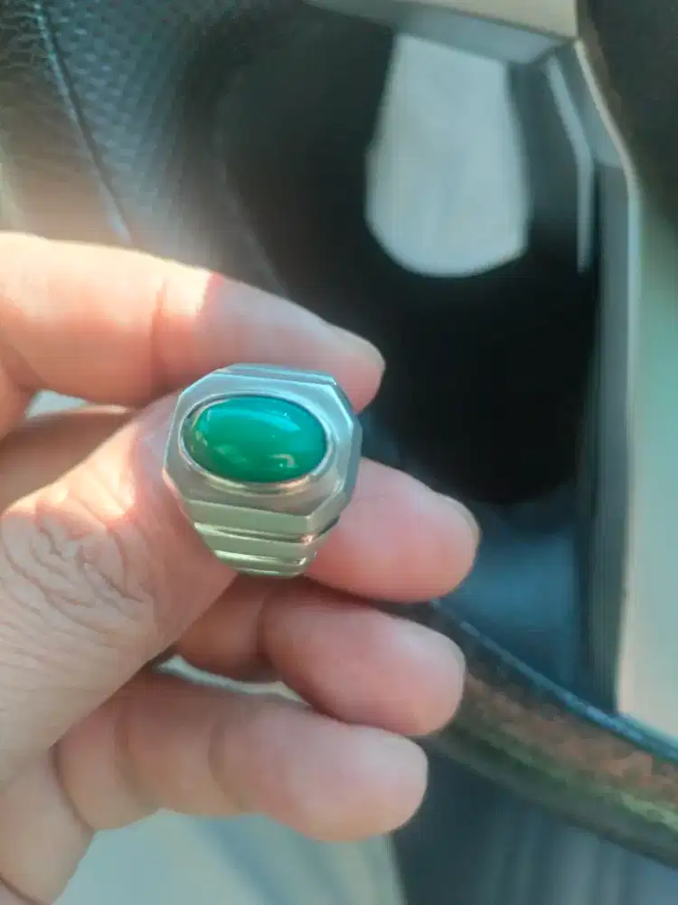 Natural batu bacan doko