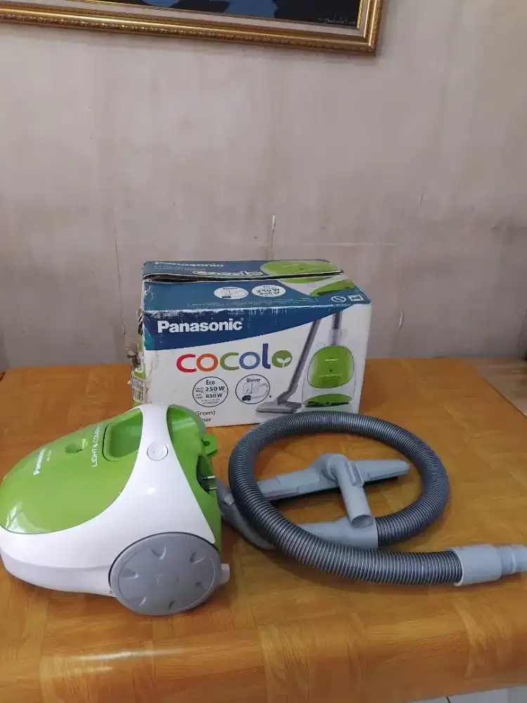 PANASONIX VACUM CLEANER MCCG300