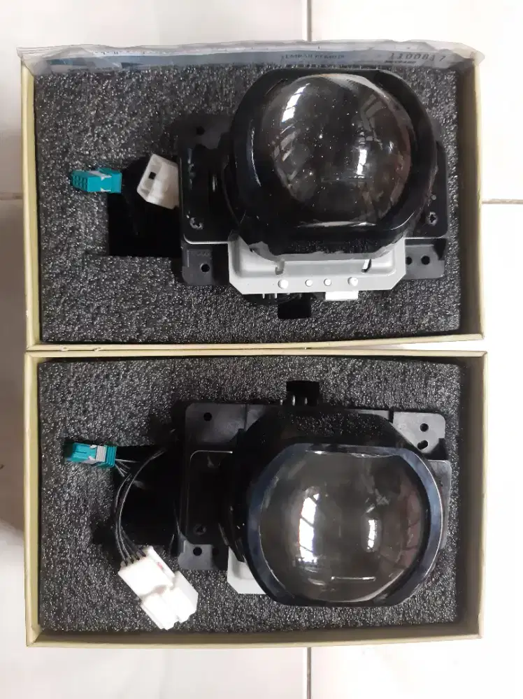 Lampu led projector wuling almaz original 100%