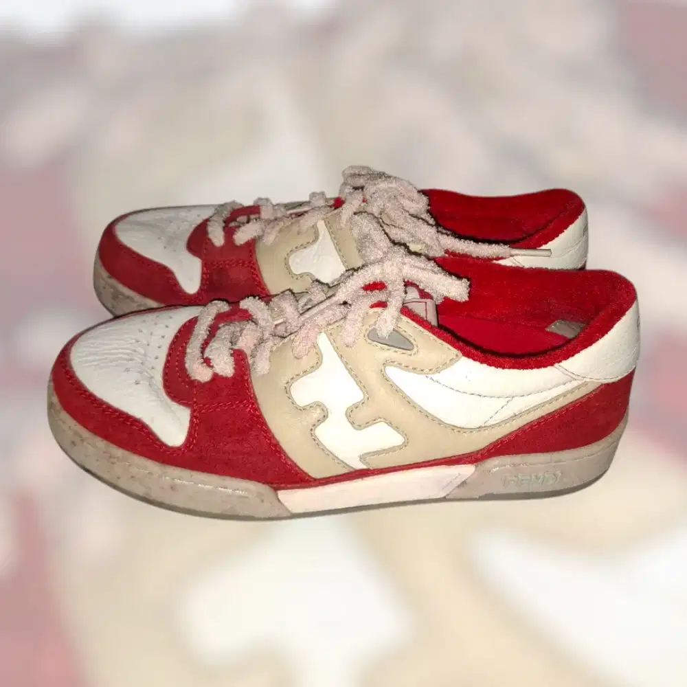 Sepatu Branded Fendi size 41 40