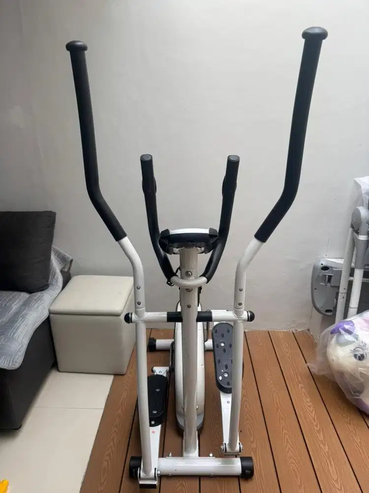 Dijual Vosgo Fitness Cross Trainer Elliptical Bicycle Running