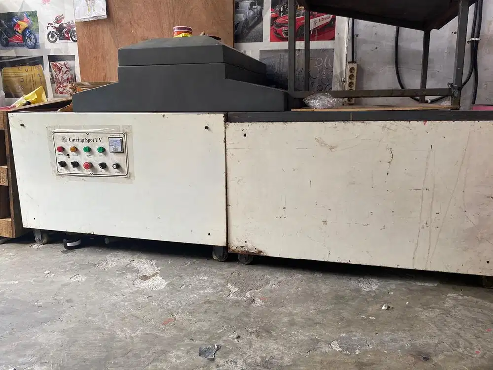 Mesin curing Spot UV