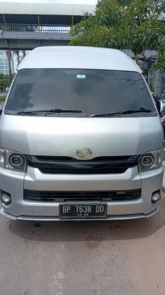 Sewa inova hiace dan bus pariwisata