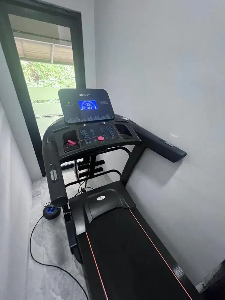 IREBORN FLORANCE TREADMIL