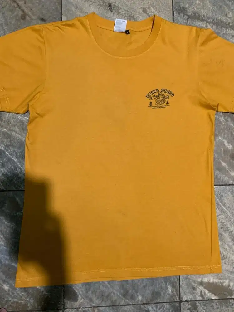 Kaos Naughty Kuning Sz M