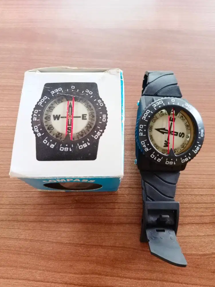 JUAL COMPASS WATER RESISTANT 80M MADE IN TAIWAN ORI
