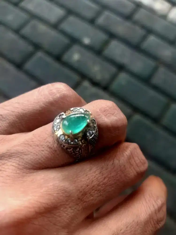 Zamrud kolombia ring silver, est 2 ct