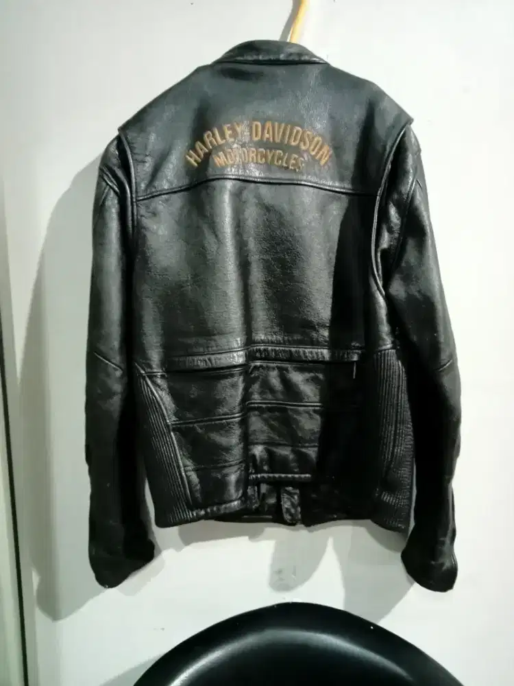 Jual Murah Jaket full Kulit seberat 3kg.