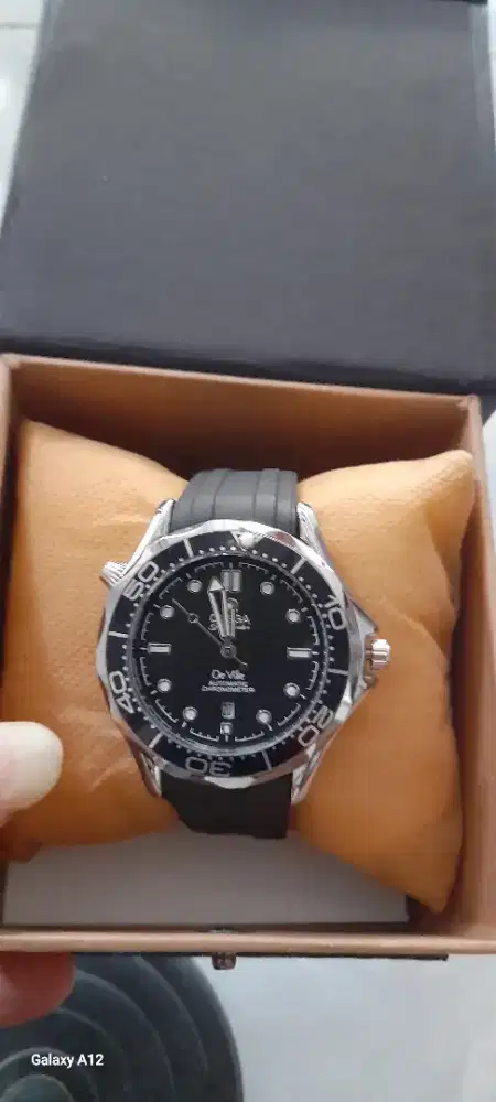 Jam tangan omega speedmaster