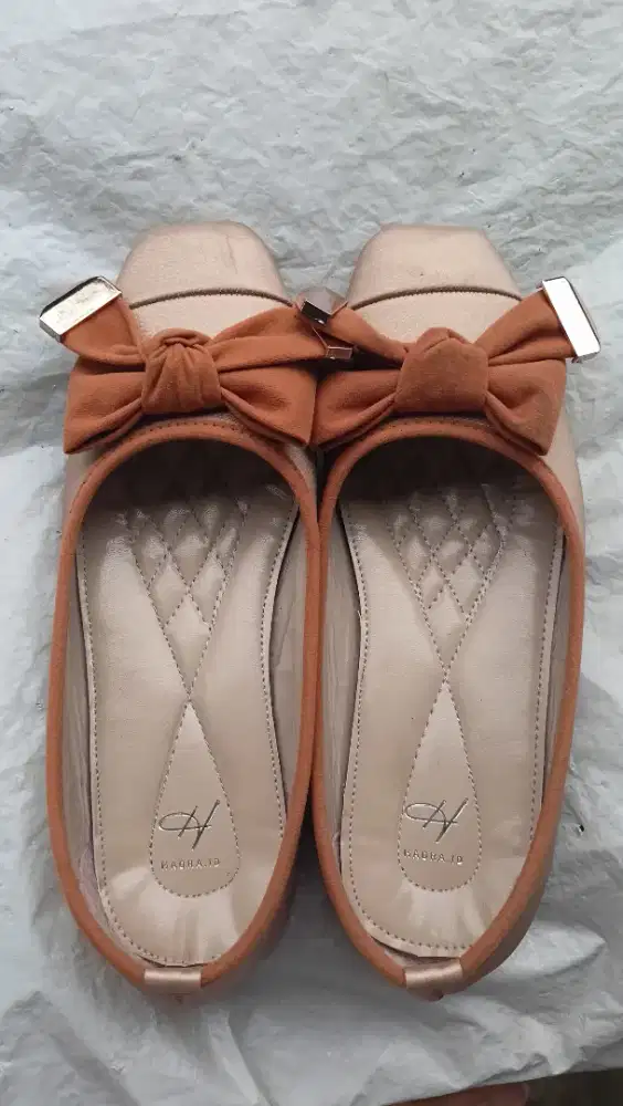 Flatshoes wanita cantik