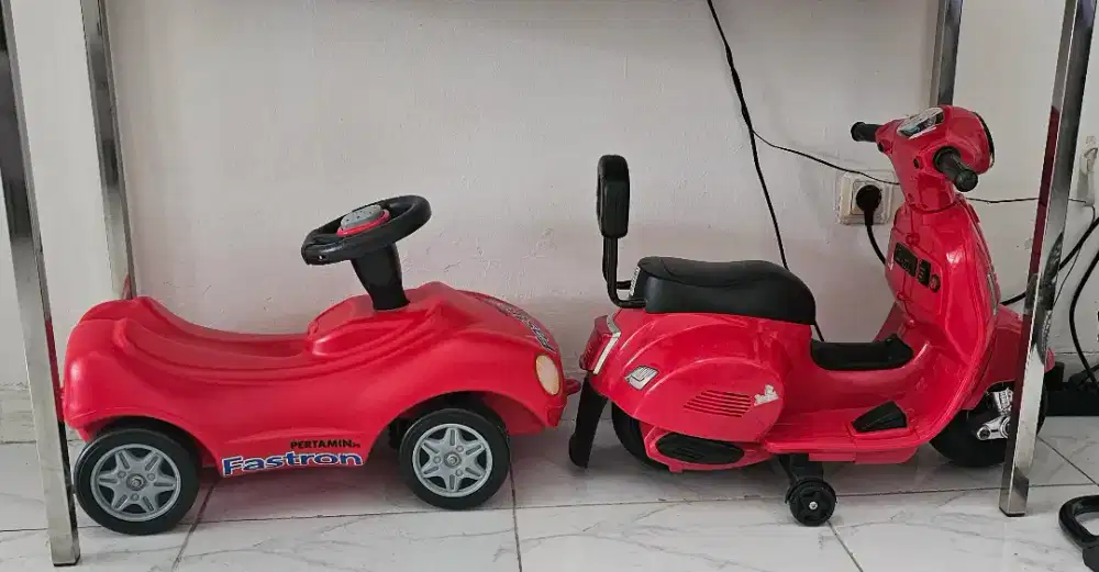 Motor aki model vespa untuk anak plus bonus