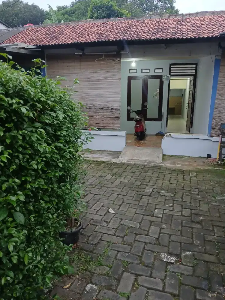 Dikontrakan / Disewakan Rumah Tahunan Di jatiranggon