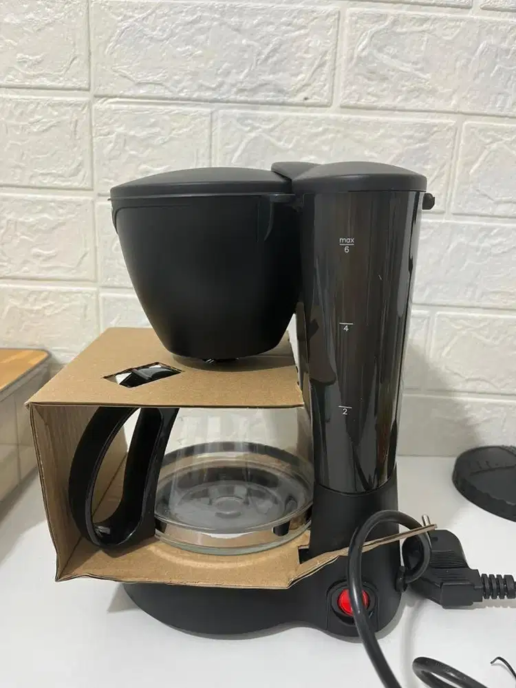 Drip coffee maker